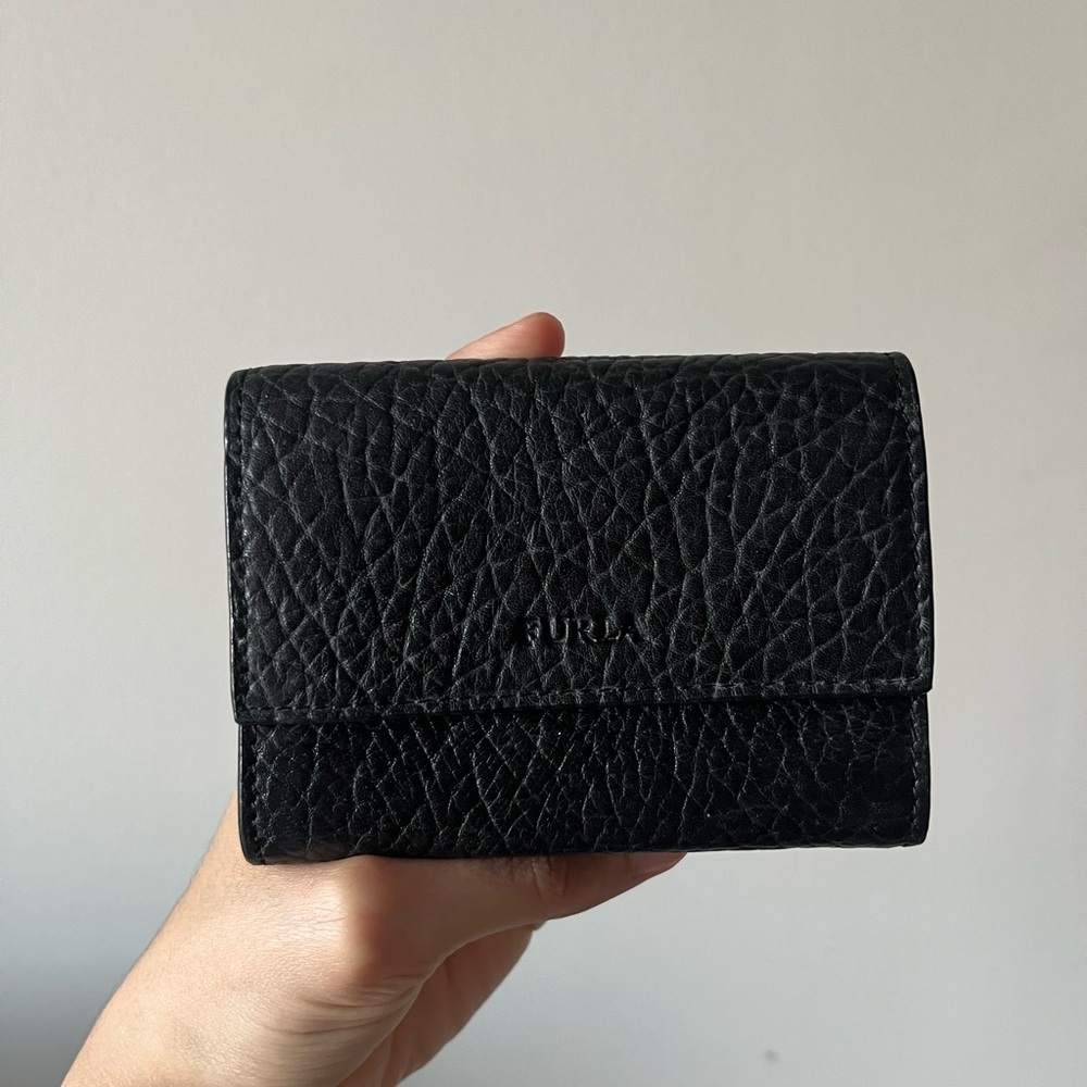 Furla Small Textured Black Leather Wallet
